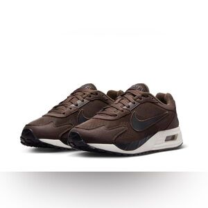 Nike Brown Low-Top Sneakers